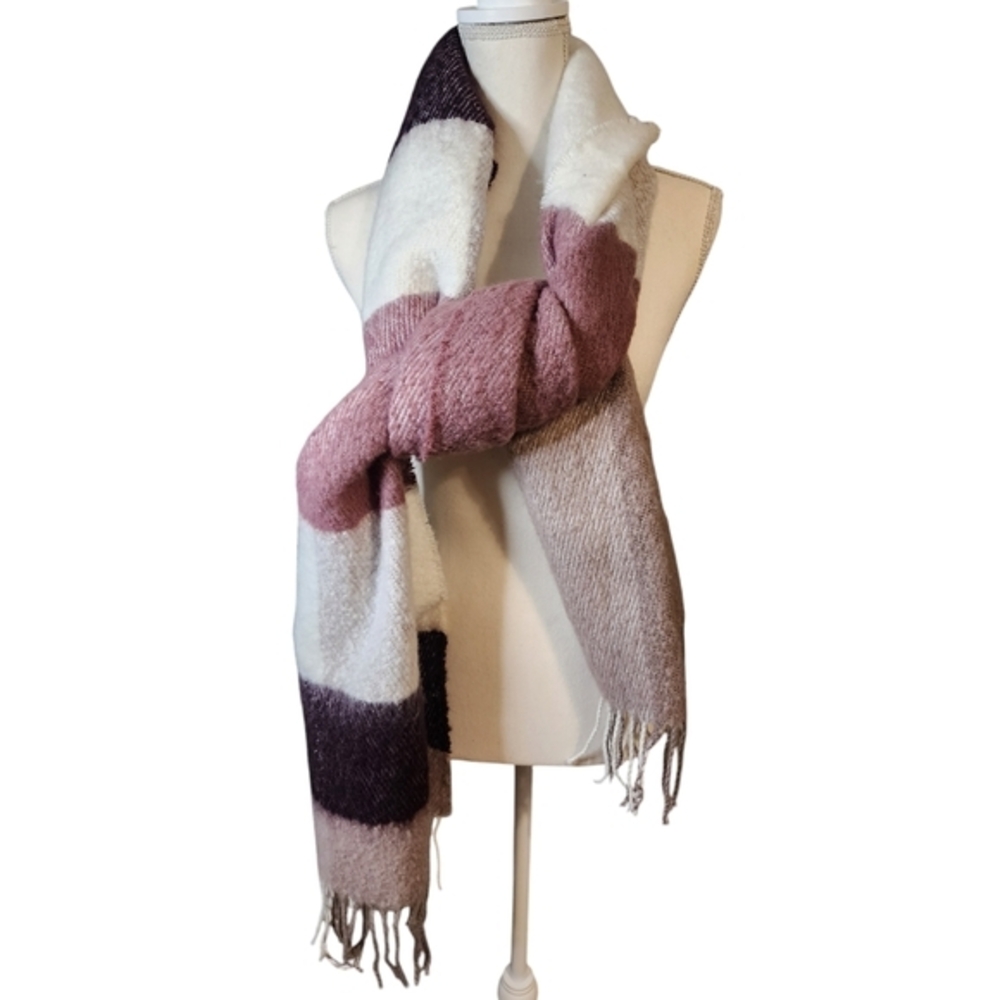 Aeropostale blanket scarf